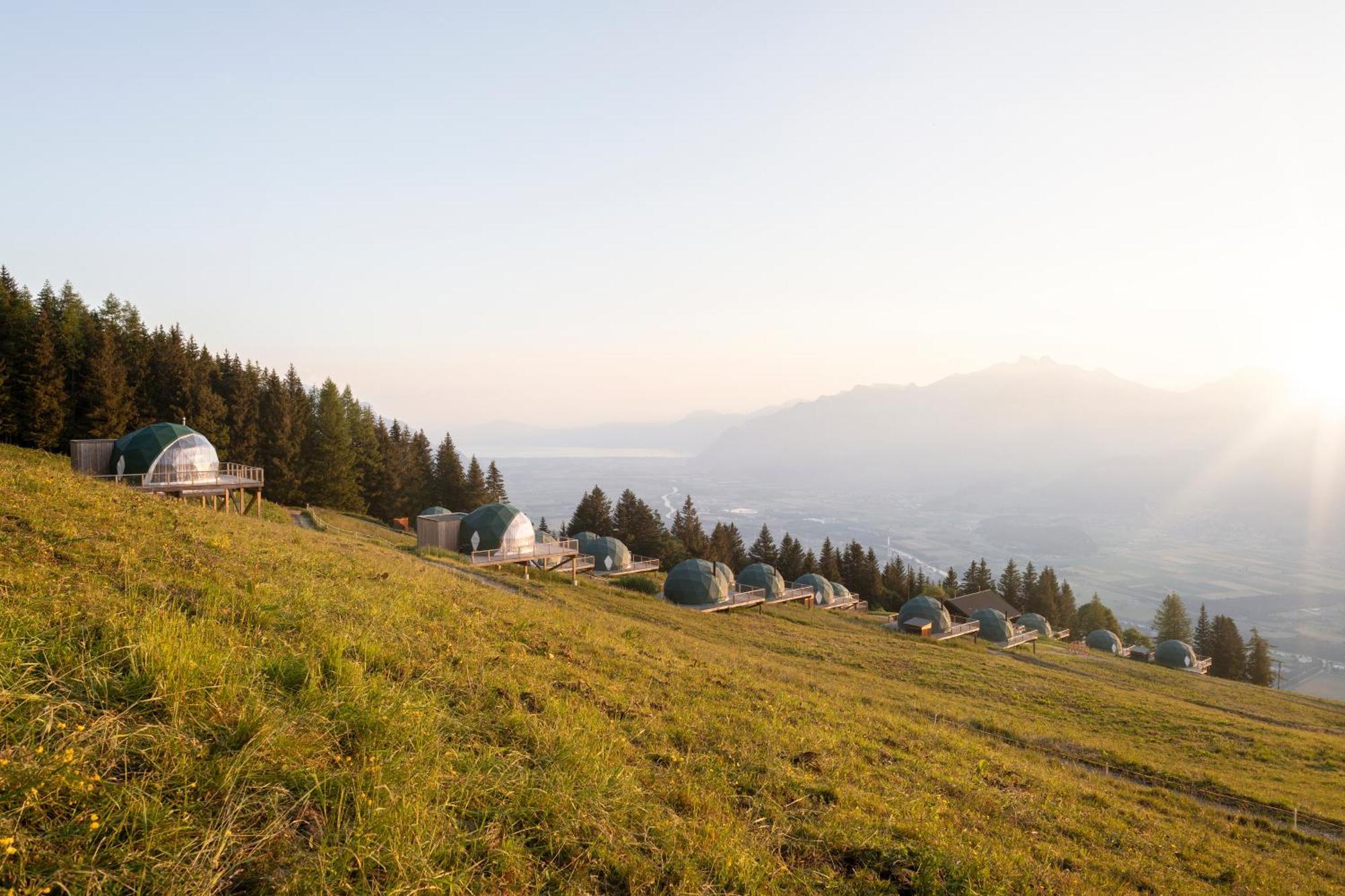 Whitepod Original Hotel 4*