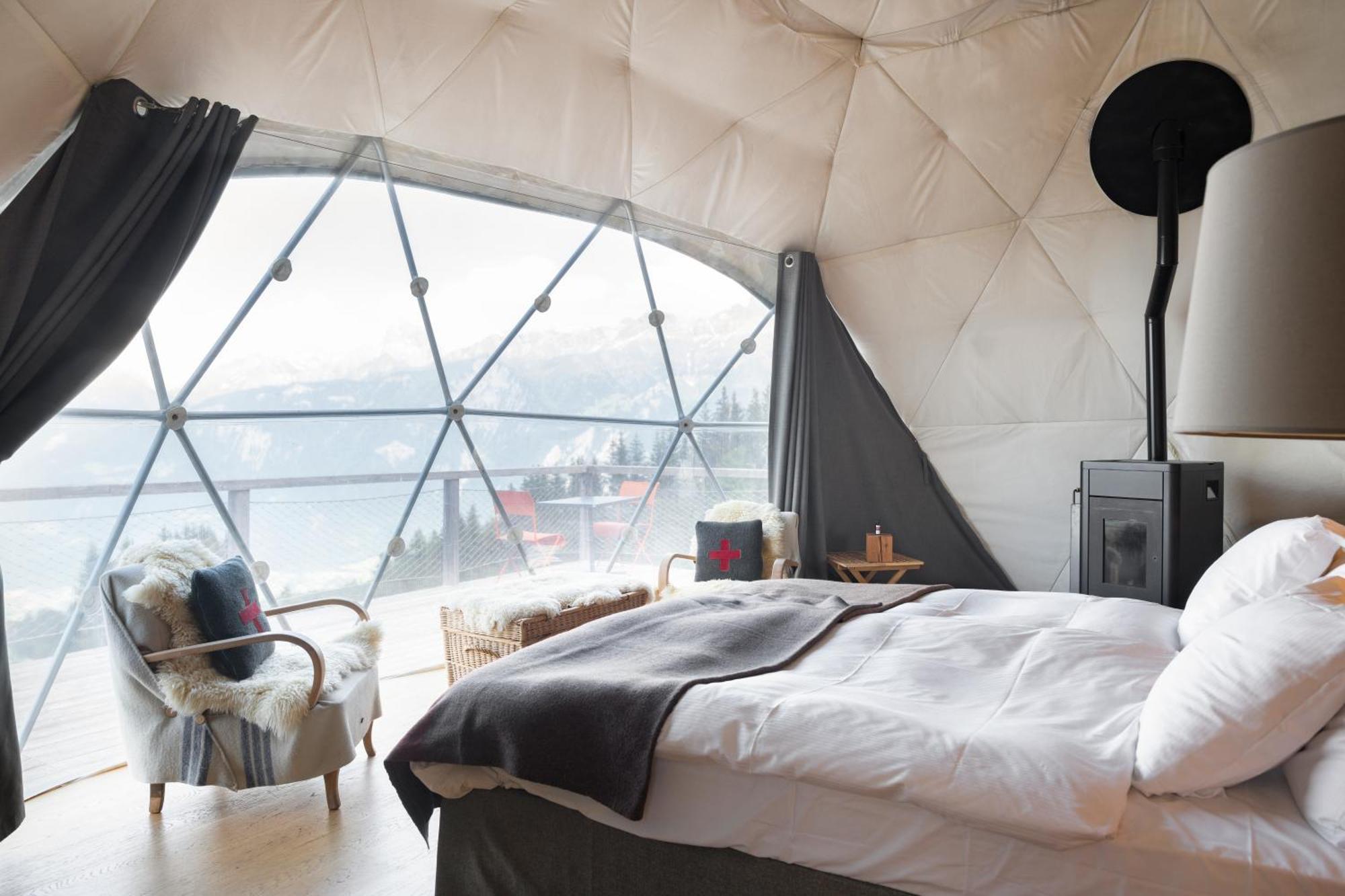 Whitepod Original Hotel Monthey